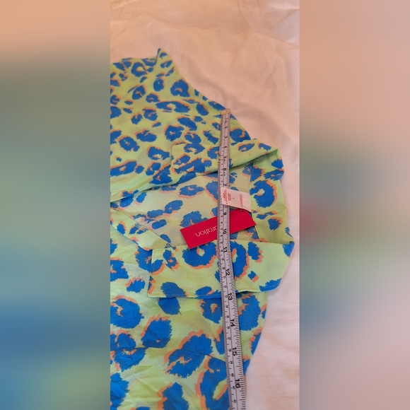 Xhilaration Summer Blouse – Green & Blue Leopard Print, Size L - Picture 10 of 10